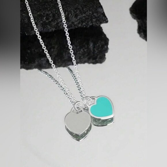 "Catherine" Teal Blue Heart Silver Necklace - Picture 3 of 5